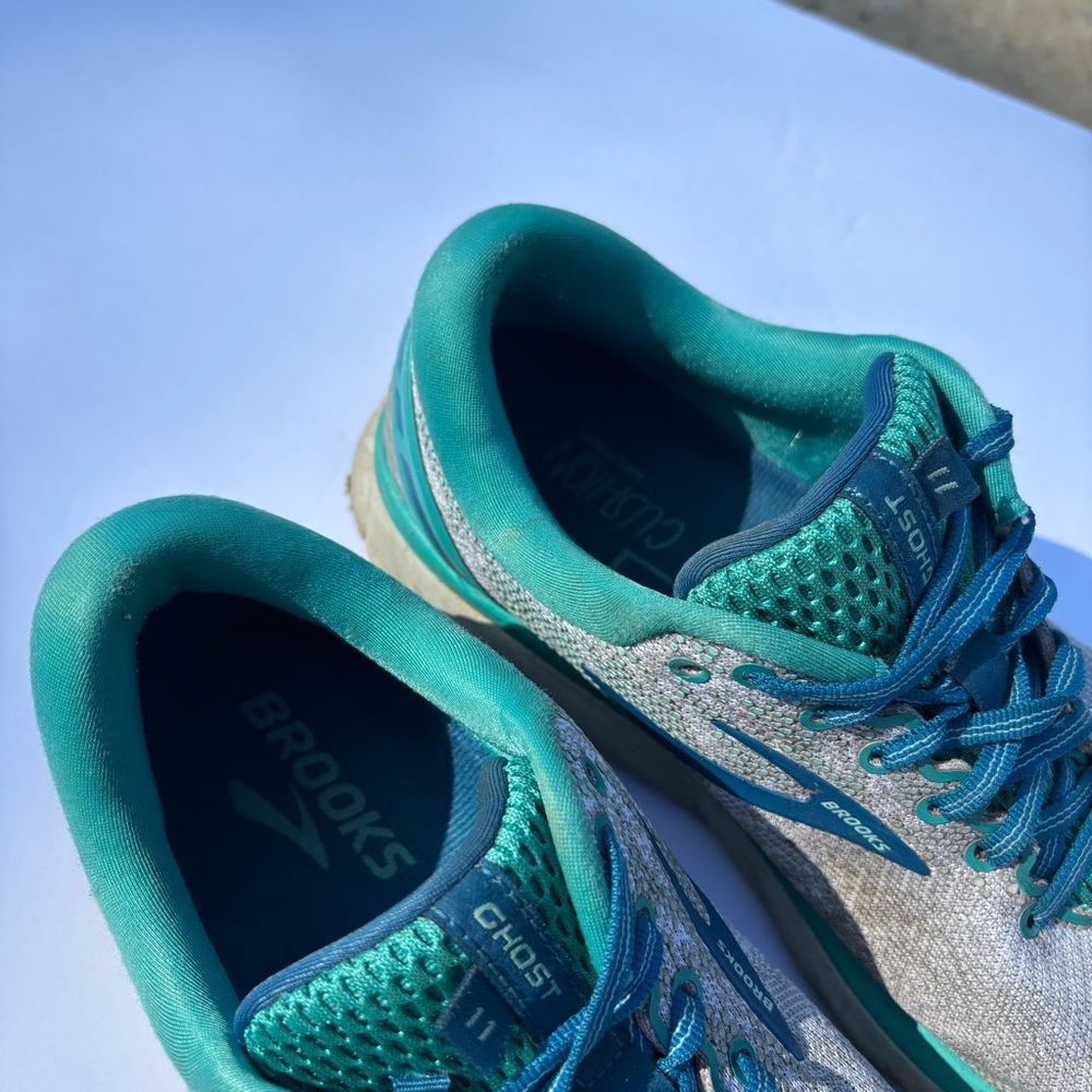 Brooks ghost 11 running shoes women’s size 9.5 - Picture 9 of 10